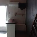 Le H De Inn