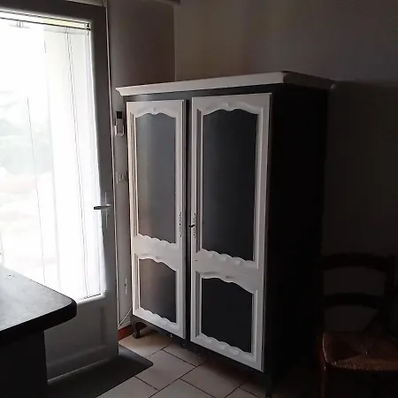 Le H De אורחן *